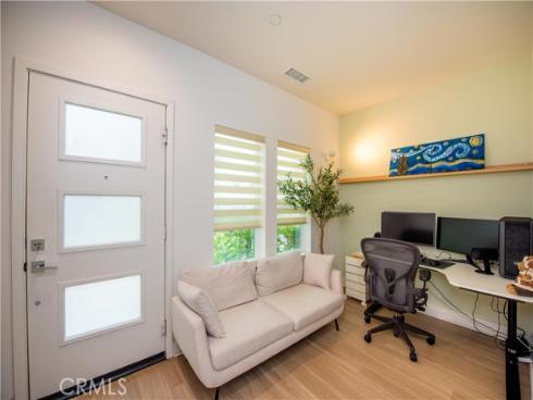 923 E Mason  34  Lane, Anaheim, CA