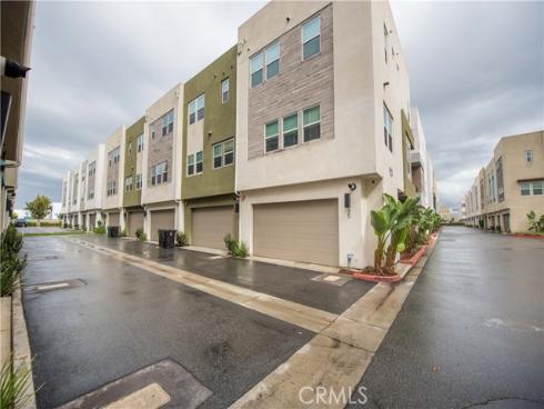 923 E Mason  34  Lane, Anaheim, CA