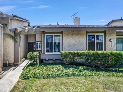 2035 E. Blackwood