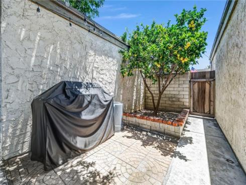 2035 E Blackwood , Anaheim, CA