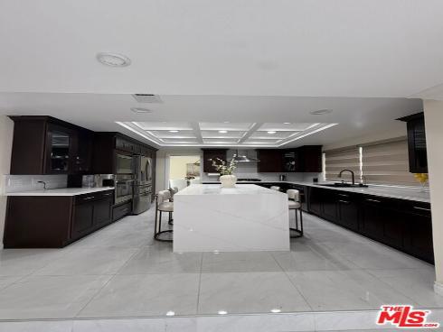 910 S Peary   Way, Anaheim, CA