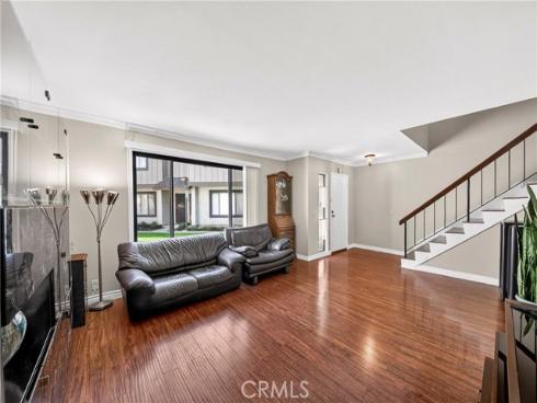1455 W Cerritos 32 Avenue, Anaheim, CA