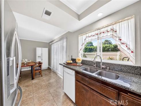 1455 W Cerritos 32 Avenue, Anaheim, CA