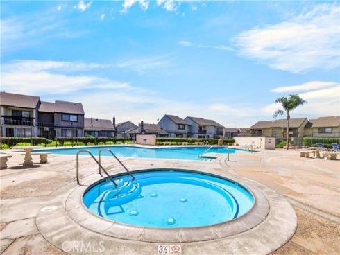 1455 W Cerritos 32 Avenue, Anaheim, CA