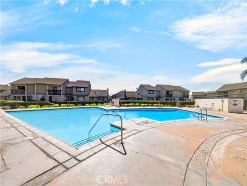 1455 W Cerritos 32 Avenue, Anaheim, CA