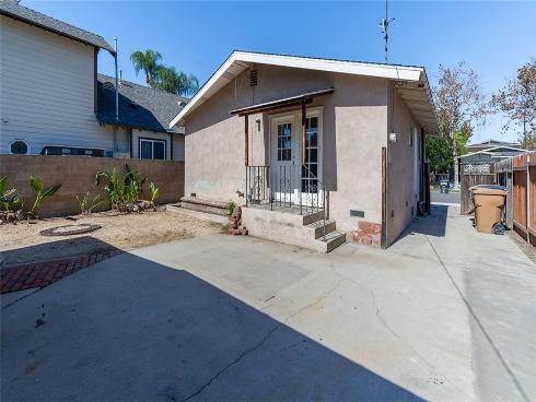 520 E Adele , Anaheim, CA
