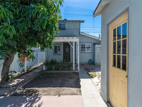 520 E Adele , Anaheim, CA