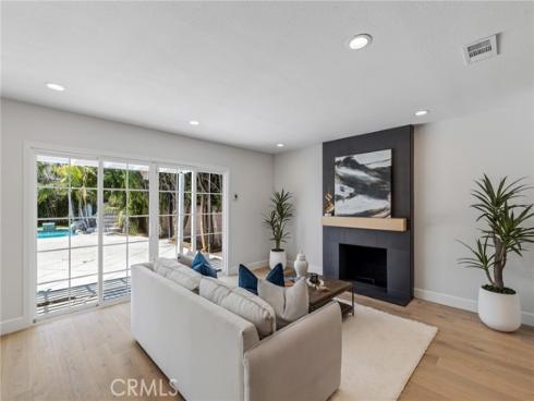 817  Chestnut   Avenue, Brea, CA