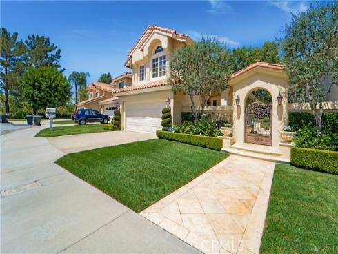 841 E Chisholm   Court, Brea, CA