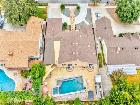 810  Cedar   Avenue, Brea, CA