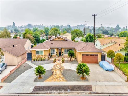 810  Cedar   Avenue, Brea, CA