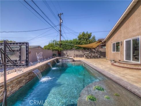 810  Cedar   Avenue, Brea, CA