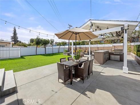 907  Chestnut   Avenue, Brea, CA