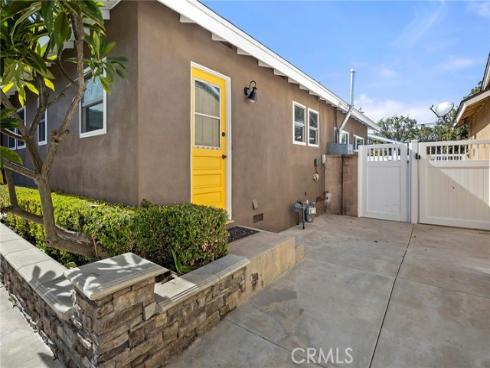 907  Chestnut   Avenue, Brea, CA