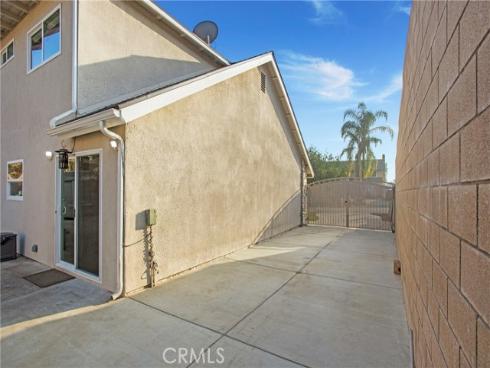 385  Buttonwood   Drive, Brea, CA