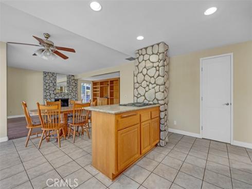 931  kings canyon   Road, Brea, CA