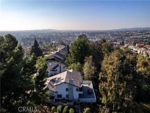 931  kings canyon   Road, Brea, CA