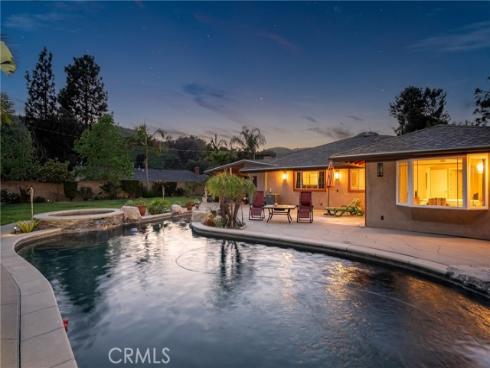 130 Mariposa Way , Brea, CA