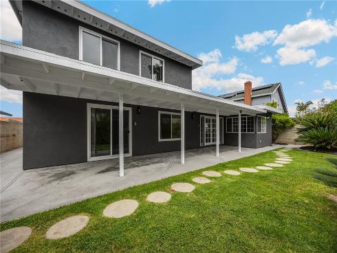 452 Castlegate Lane, Brea, CA