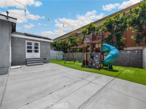 836 Willow Drive, Brea, CA