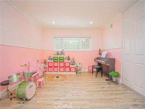 976  Northwood   Avenue, Brea, CA