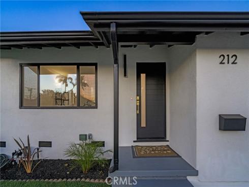 212 Oak Place, Brea, CA