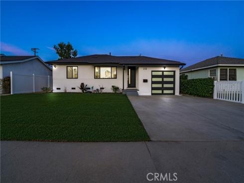 212 Oak Place, Brea, CA
