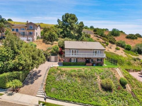 386  Olinda   Drive, Brea, CA