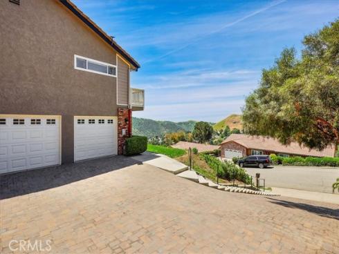 386  Olinda   Drive, Brea, CA