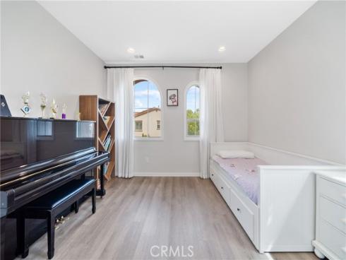 323 La Ventana Drive, Brea, CA