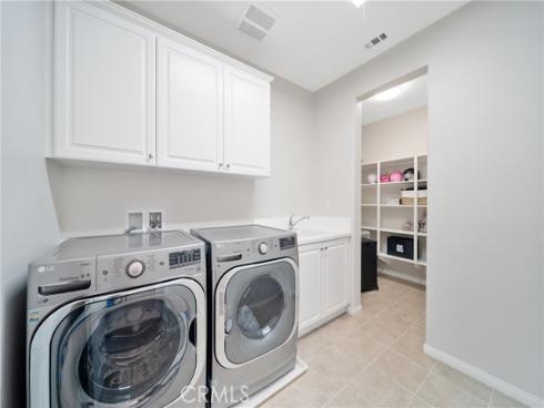 323 La Ventana Drive, Brea, CA