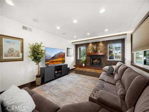 309 Roundtree Court, Brea, CA