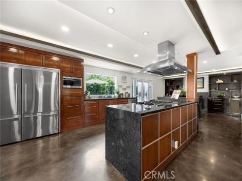 309 Roundtree Court, Brea, CA