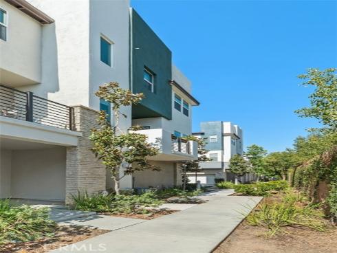 432 Broadway , Brea, CA