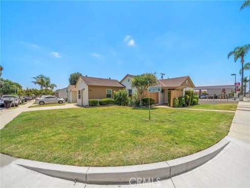700 S Brea Boulevard, Brea, CA