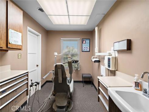 700 S Brea Boulevard, Brea, CA