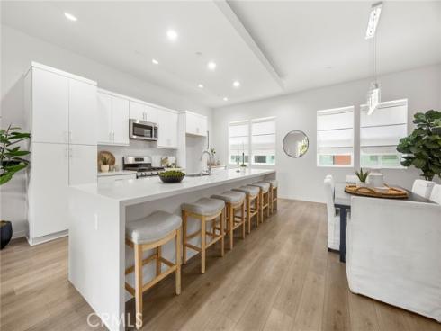 426  West Central Avenue  , Brea, CA