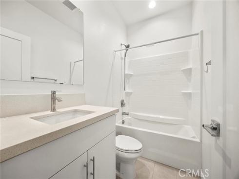 426  West Central Avenue  , Brea, CA