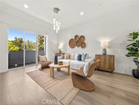 426  West Central Avenue  , Brea, CA