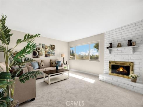 909 Orangewood Dr , Brea, CA