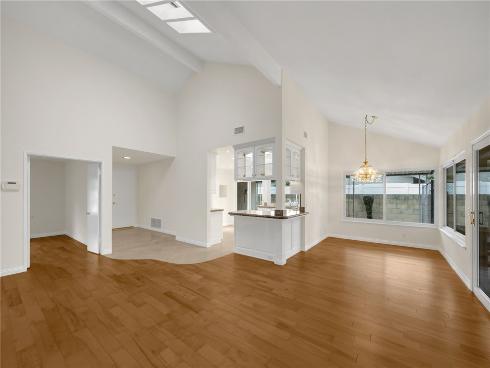 485  Castlegate  , Brea, CA