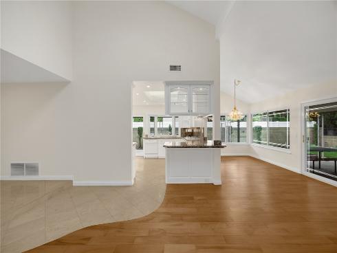 485  Castlegate  , Brea, CA