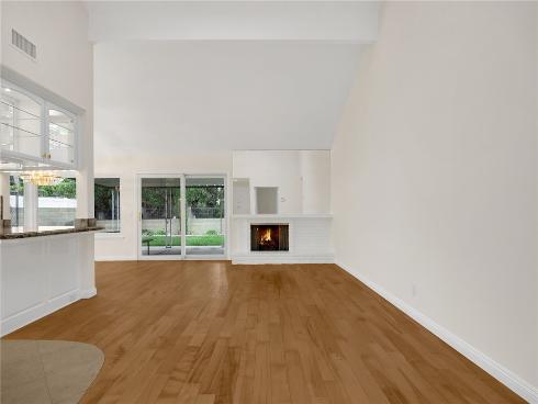 485  Castlegate  , Brea, CA