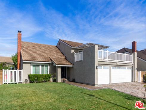 879 Shadowgrove Street