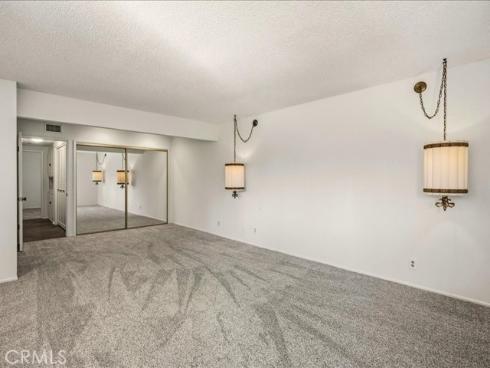 900 De Jur , Brea, CA