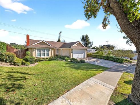 1252  Tamarack  , Brea, CA