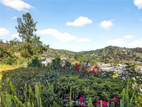 1252  Tamarack  , Brea, CA