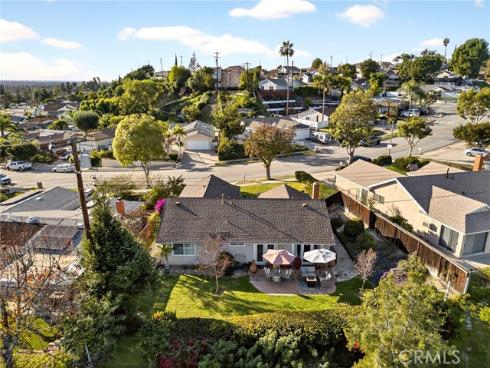 1252  Tamarack  , Brea, CA