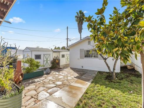 127 S Redwood Avenue, Brea, CA