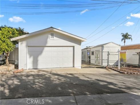 127 S Redwood Avenue, Brea, CA